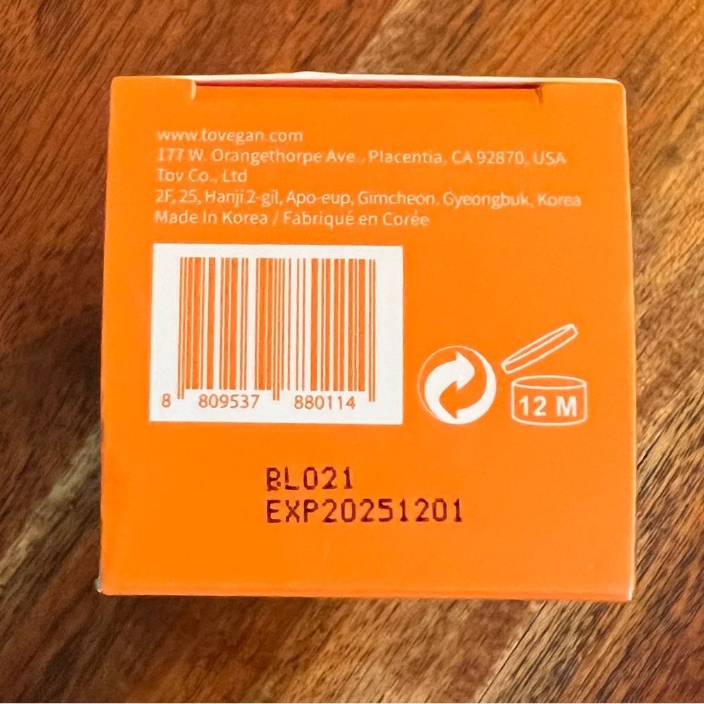 TOVEGAN Orange Oasis serum ~ 50mL - Picture 4 of 5